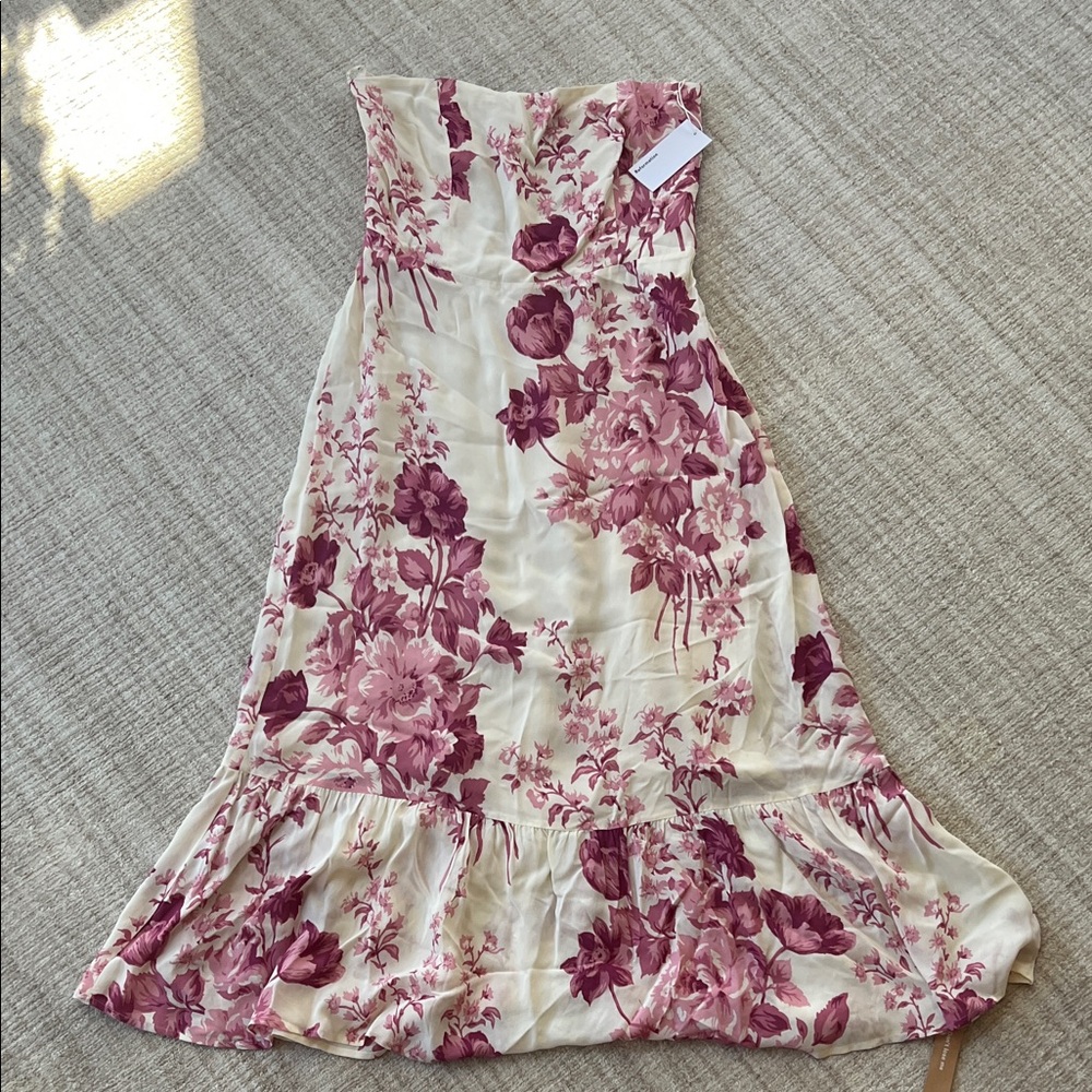 NWT Strapless “Arta Dress” by Reformation.  Size 12